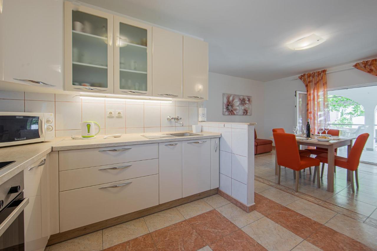 Apartmani Mares Ražanj Exterior foto