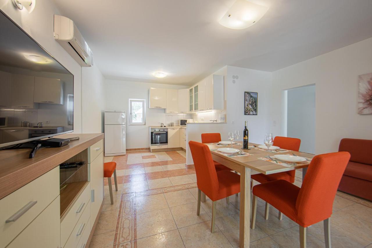 Apartmani Mares Ražanj Exterior foto